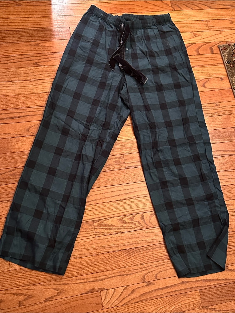 Victoria's Secret Black and Dark Green Plaid Pajama Pants